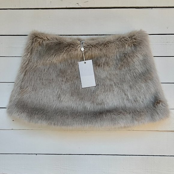 Bridal Shrug Stole Fall Winter Holiday Party Black Tie Wedding Sosken NEW $365 - Picture 11 of 16